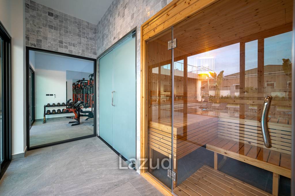 6 Beds 8 Baths 866 SQ.M. Siam Royal View Pattaya