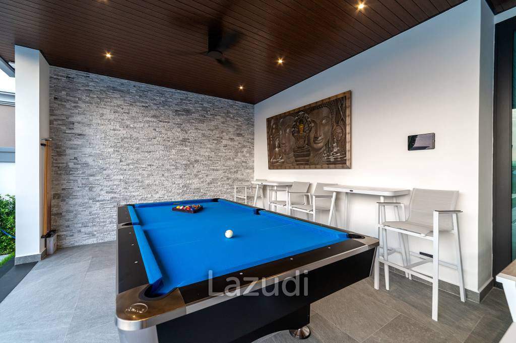 6 Beds 8 Baths 866 SQ.M. Siam Royal View Pattaya