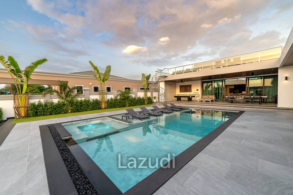6 Beds 8 Baths 866 SQ.M. Siam Royal View Pattaya