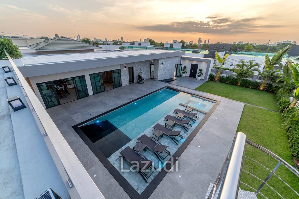 6 Beds 8 Baths 866 SQ.M. Siam Royal View Pattaya