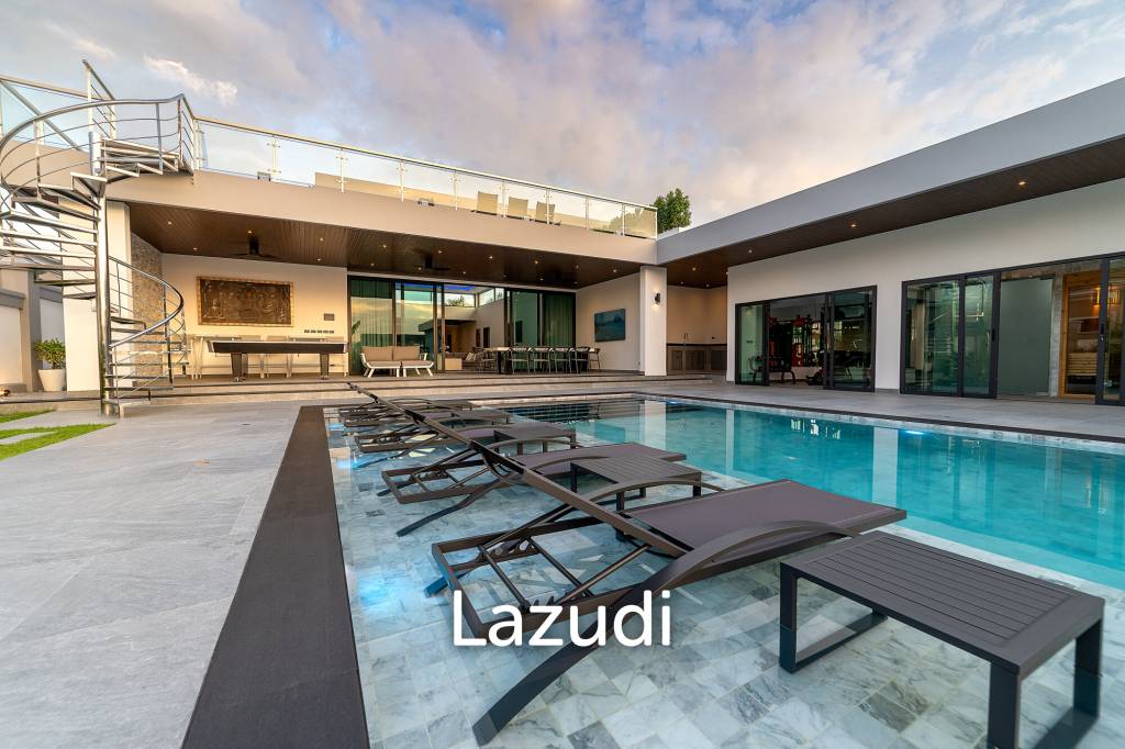 6 Beds 8 Baths 866 SQ.M. Siam Royal View Pattaya