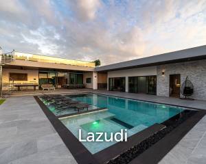 6 Beds 8 Baths 866 SQ.M. Siam Royal View Pattaya