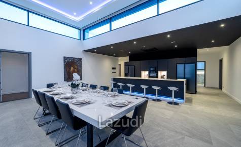 6 Beds 8 Baths 866 SQ.M. Siam Royal View Pattaya