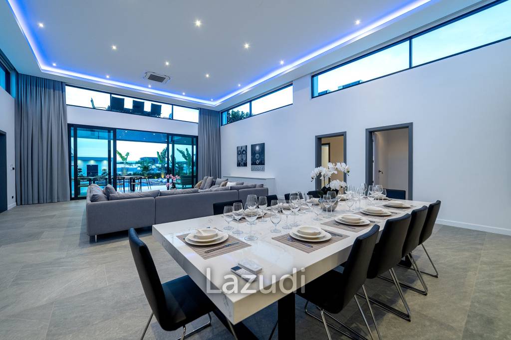 6 Beds 8 Baths 866 SQ.M. Siam Royal View Pattaya