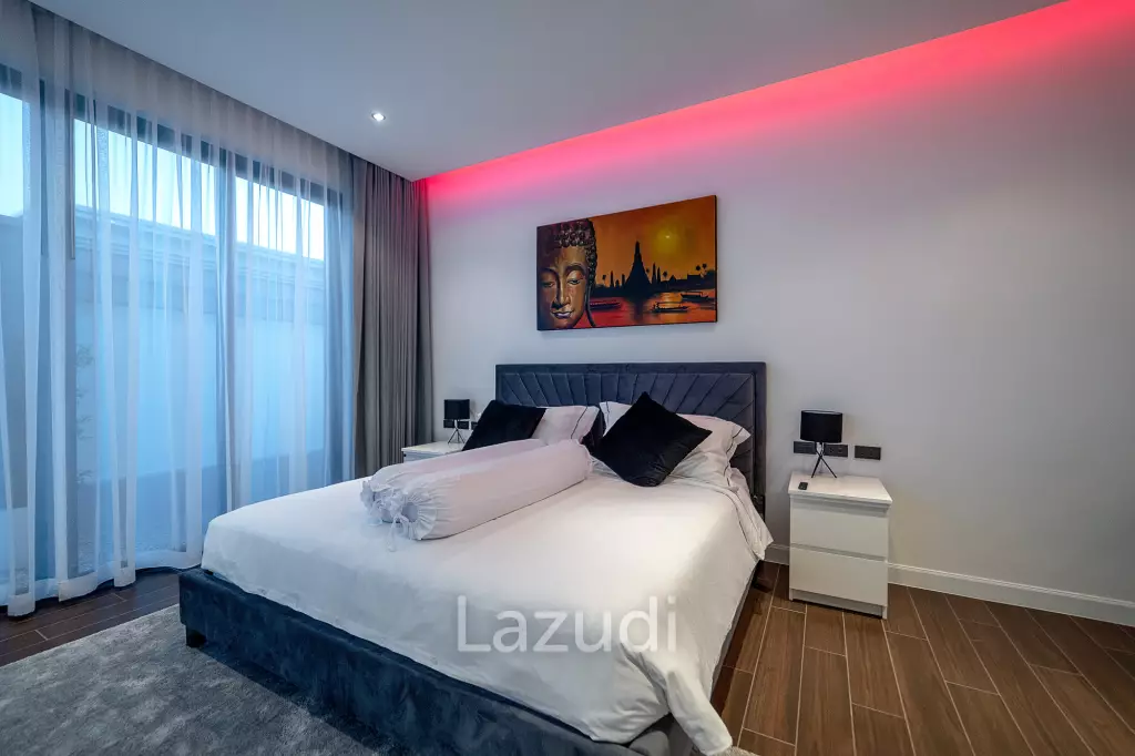 6 Beds 8 Baths 866 SQ.M. Siam Royal View Pattaya