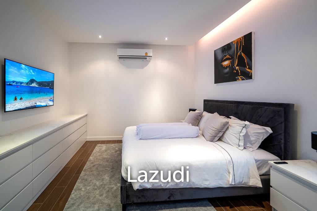6 Beds 8 Baths 866 SQ.M. Siam Royal View Pattaya