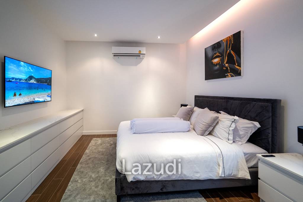 6 Beds 8 Baths 866 SQ.M. Siam Royal View Pattaya
