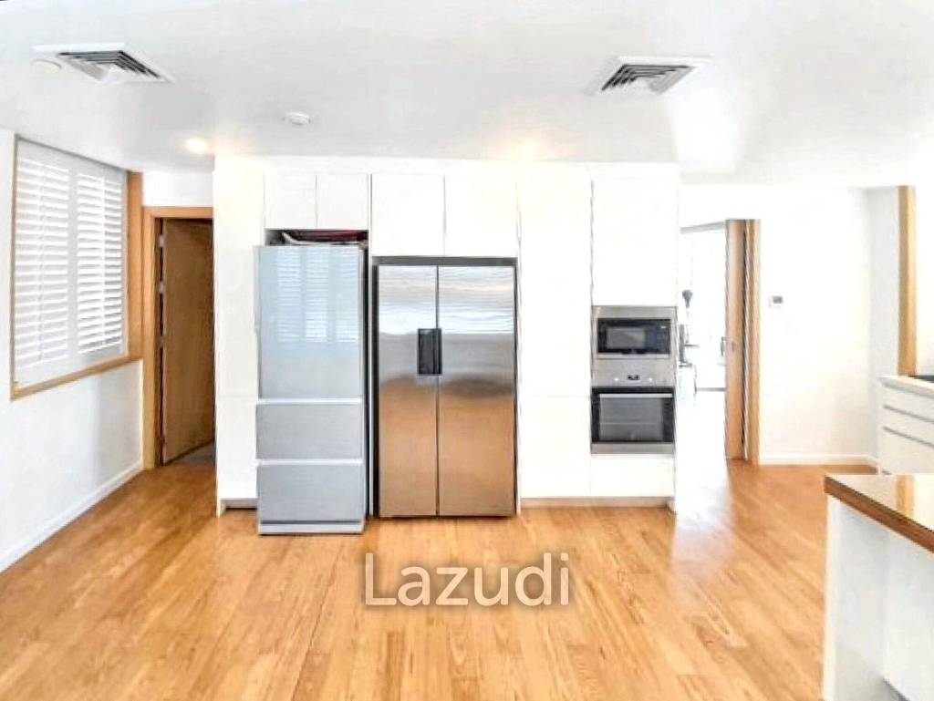 4 Bed 5 Bath 376 SQ.M Fullerton Sukhumvit