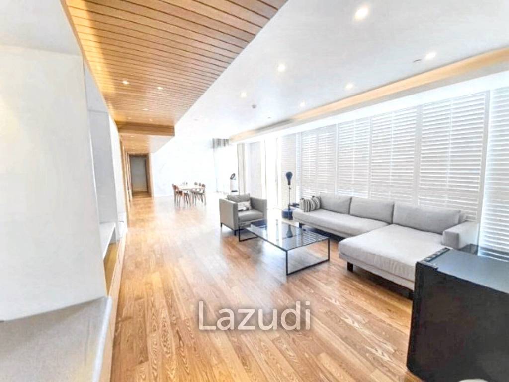 4 Bed 5 Bath 376 SQ.M Fullerton Sukhumvit