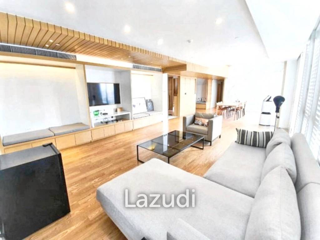 4 Bed 5 Bath 376 SQ.M Fullerton Sukhumvit
