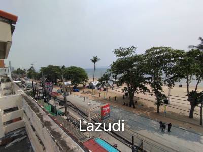 3 Story Building in Jomtien Beach