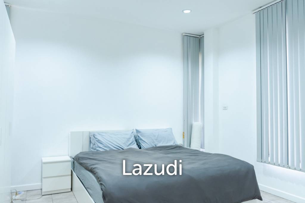 2 Storey 5 Bed Pool Villa near the beach