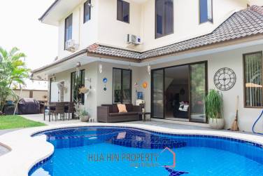 2 Storey 5 Bed Pool Villa near the beach