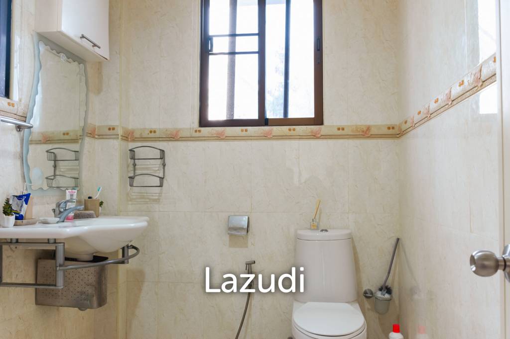 2 Storey 5 Bed Pool Villa near the beach