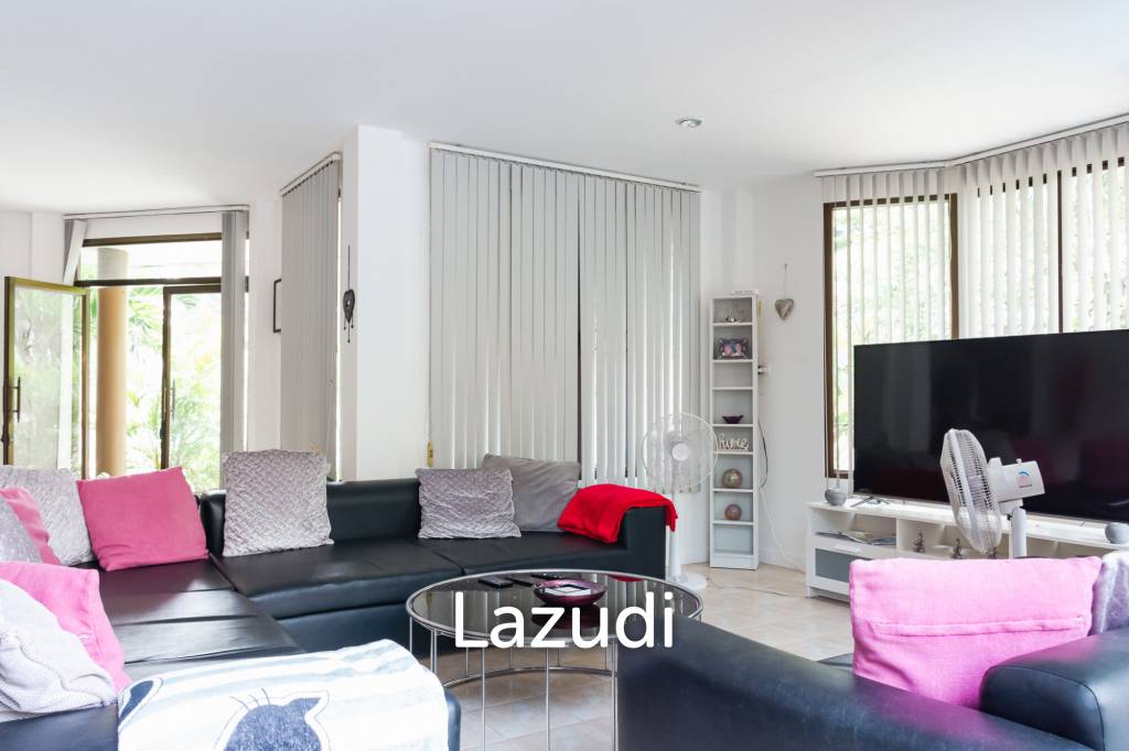 2 Storey 5 Bed Pool Villa near the beach