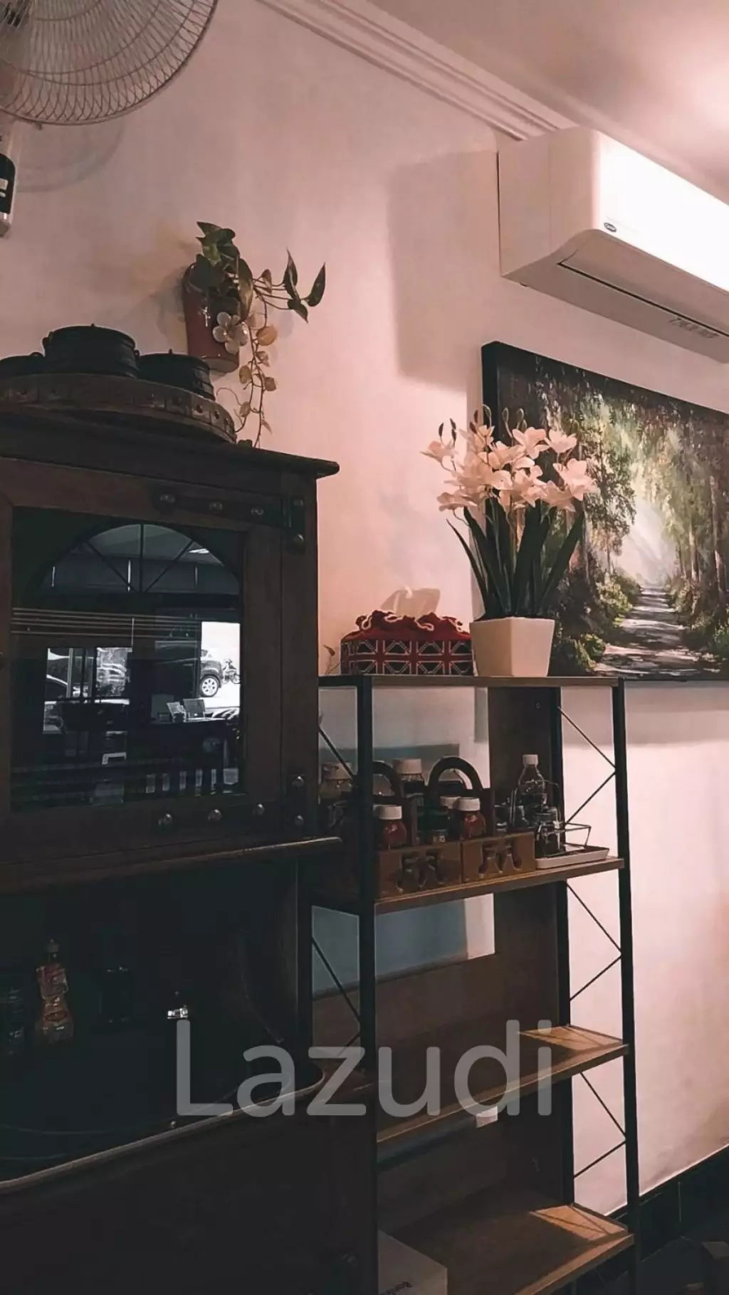 ขายร้านอาหารและมินิมาร์ทภายในคอนโดเทล เชียงราย