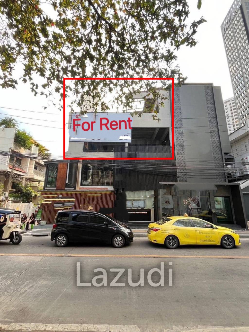 🔥 Rooftop Space for Rent in Nana – Ideal for Restaurant or Bar (230 SQM) 🔥