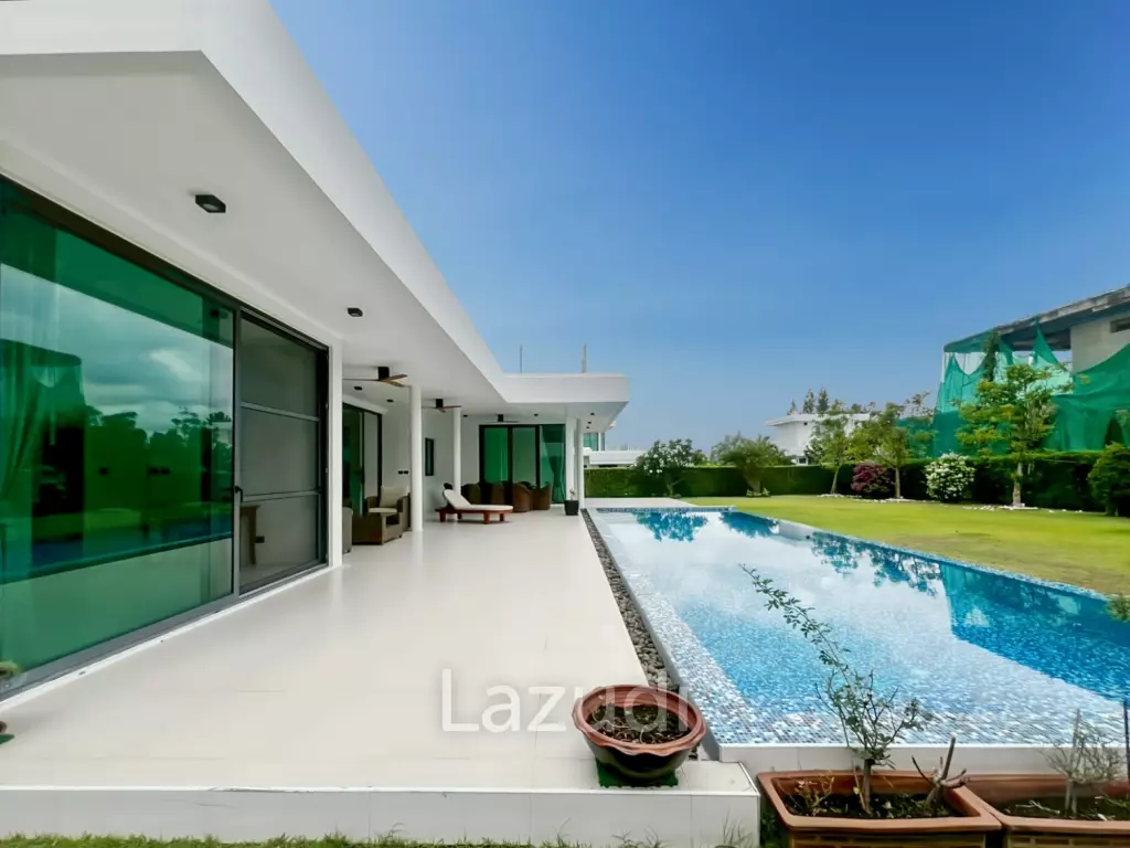 For Sale - Luxury 4 Bedroom Villa with Private Pool in La Lua