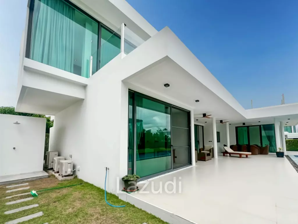 For Sale - Luxury 4 Bedroom Villa with Private Pool in La Lua