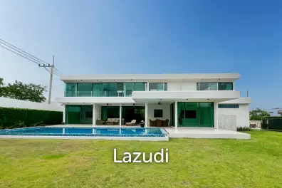 วิลล่า 2 ชั้นสไตล์โมเดิร์นพร้อมสระว่ายน้ำส่วนตัวในโครงการ La Lua Resort ที่หัวหิน
