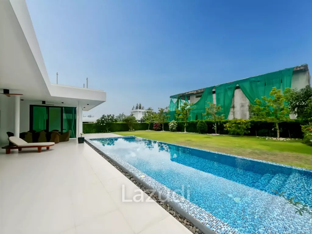 For Sale - Luxury 4 Bedroom Villa with Private Pool in La Lua