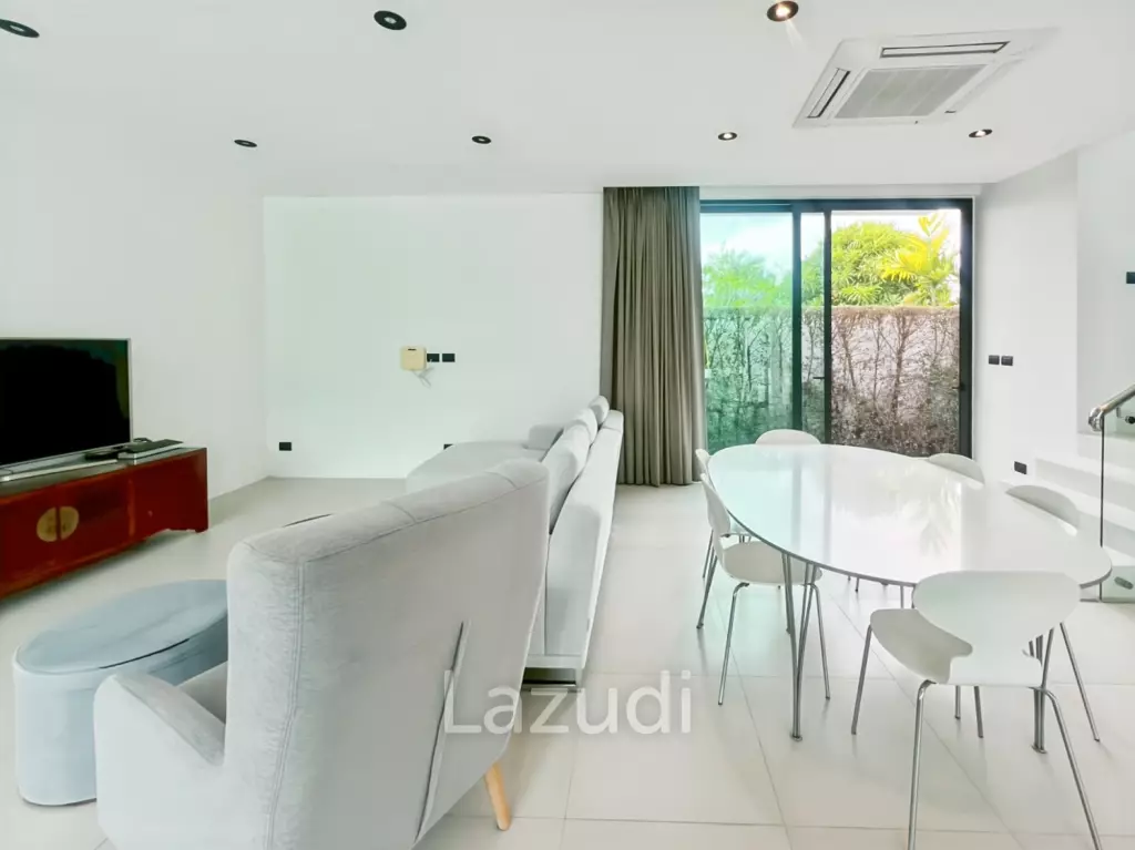 For Sale - Luxury 4 Bedroom Villa with Private Pool in La Lua