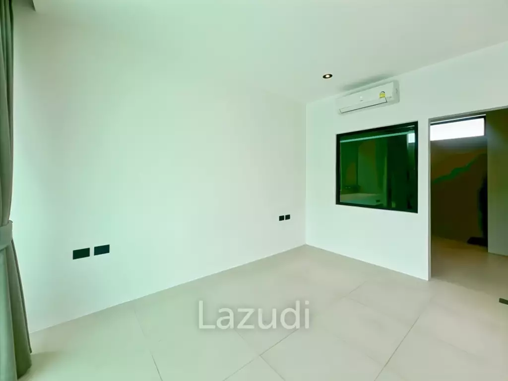For Sale - Luxury 4 Bedroom Villa with Private Pool in La Lua