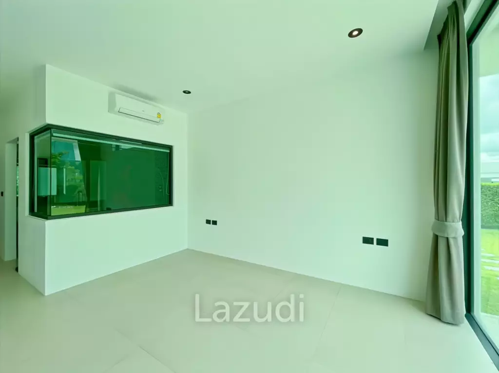 For Sale - Luxury 4 Bedroom Villa with Private Pool in La Lua