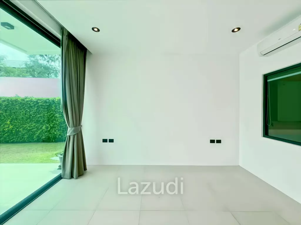 For Sale - Luxury 4 Bedroom Villa with Private Pool in La Lua