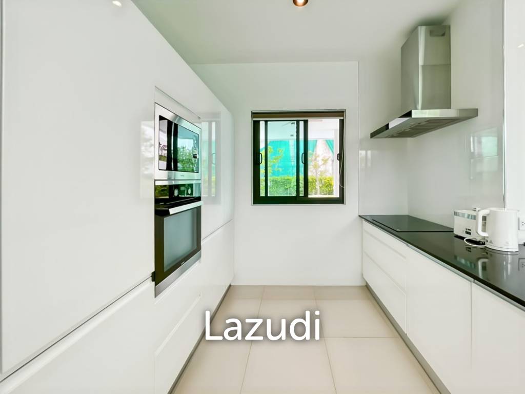 For Sale - Luxury 4 Bedroom Villa with Private Pool in La Lua