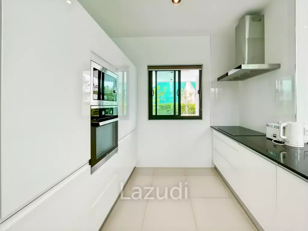 For Sale - Luxury 4 Bedroom Villa with Private Pool in La Lua