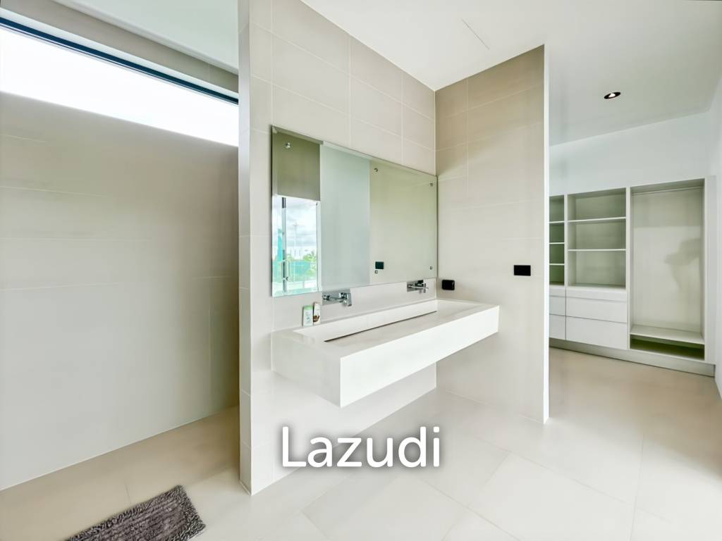 For Sale - Luxury 4 Bedroom Villa with Private Pool in La Lua