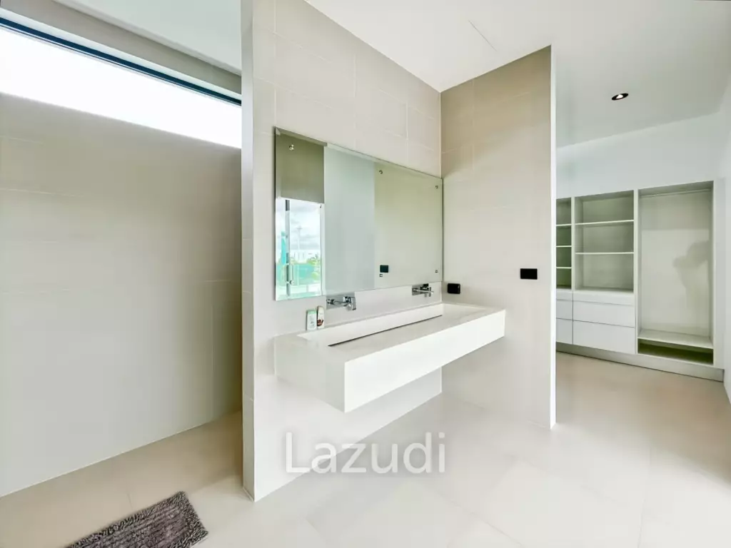 For Sale - Luxury 4 Bedroom Villa with Private Pool in La Lua