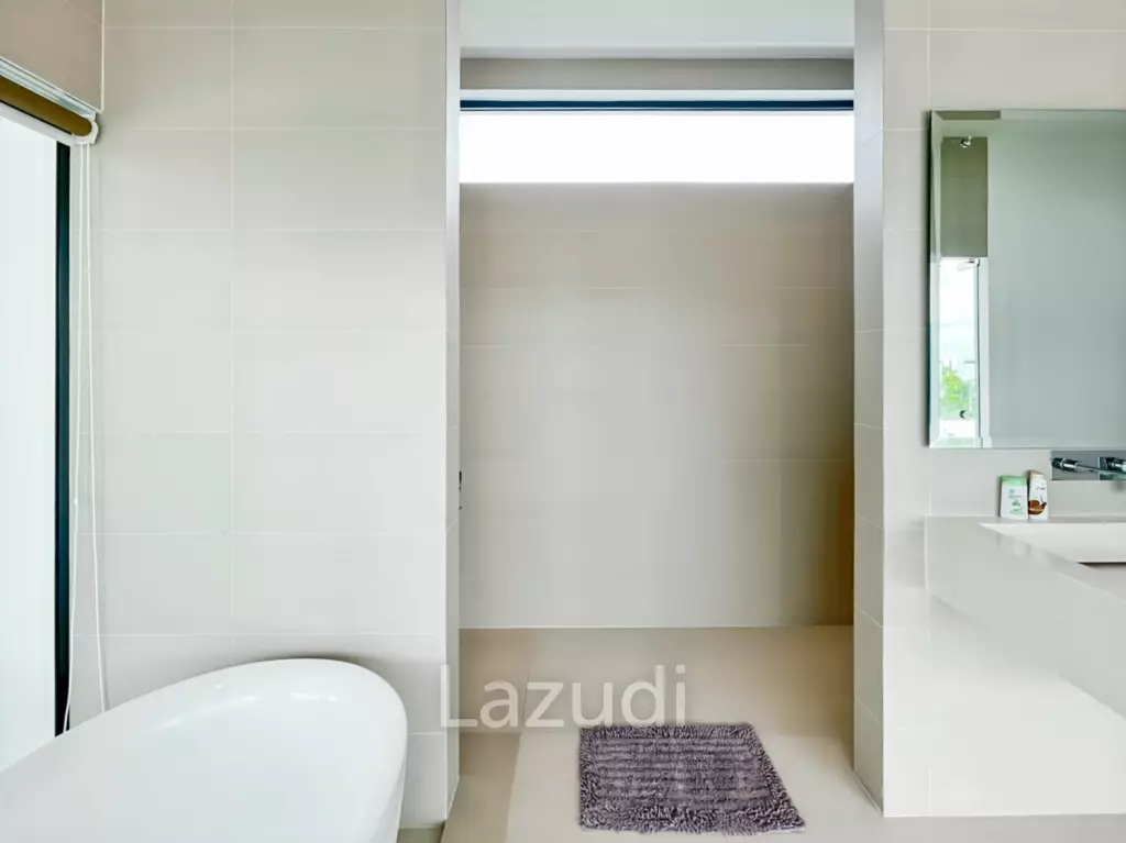 For Sale - Luxury 4 Bedroom Villa with Private Pool in La Lua