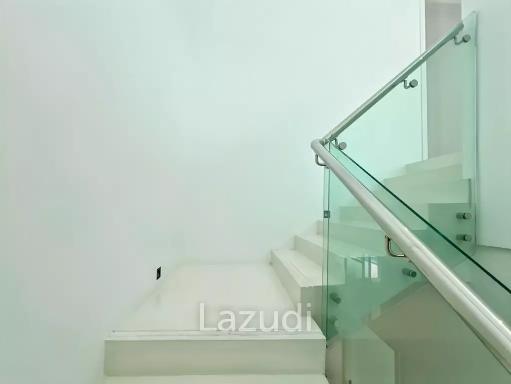 For Sale - Luxury 4 Bedroom Villa with Private Pool in La Lua