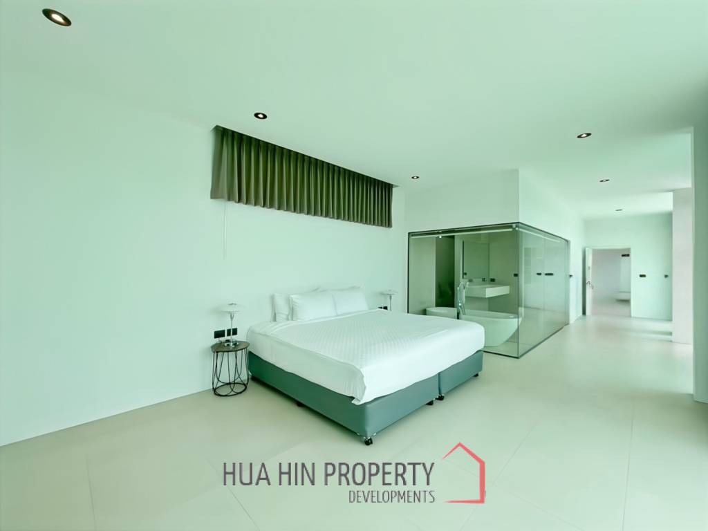 For Sale - Luxury 4 Bedroom Villa with Private Pool in La Lua