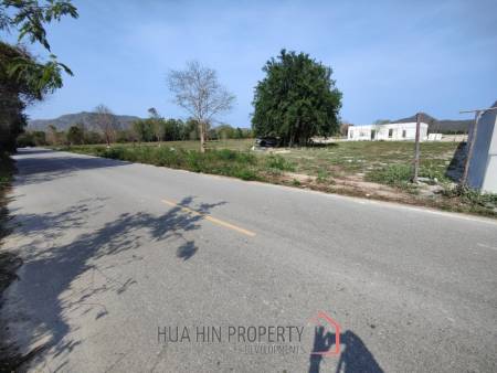 Land with Road Frontage 1 Rai Near Black Mountain Golf - For Sale