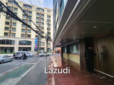 Prime Sukhumvit 24 Retail Space (no restaurant or bars) – 295sqm at High-Traffic Corner
