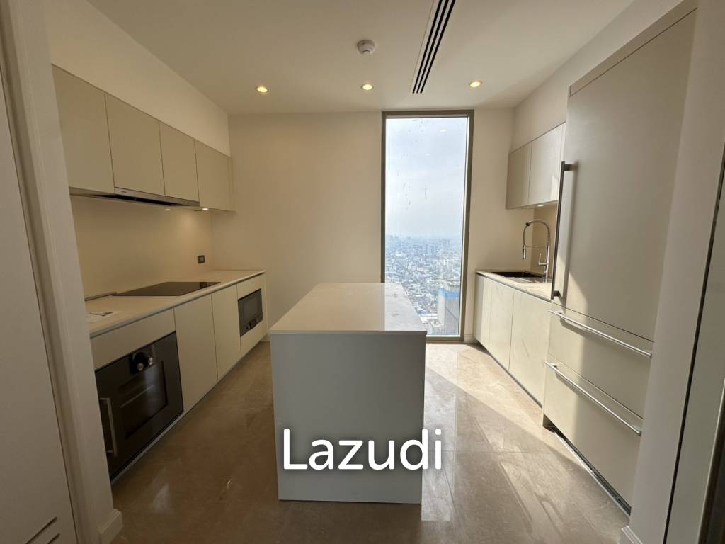 4 Bed 4 Bath 300 SQ.M . Magnolias Waterfront Residences