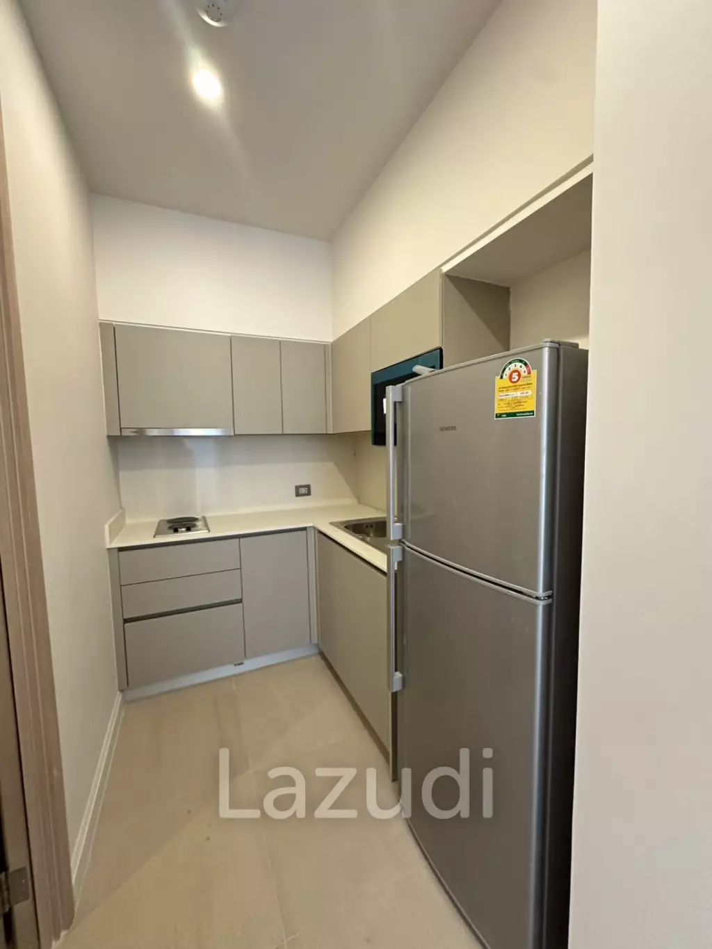 4 Bed 4 Bath 300 SQ.M . Magnolias Waterfront Residences