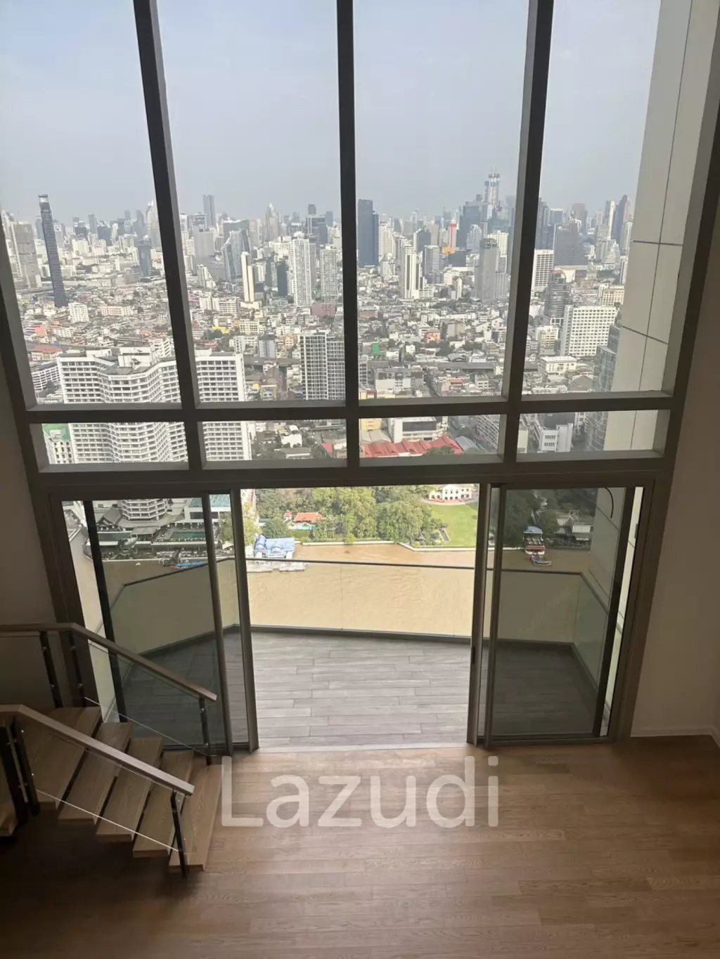 4 Bed 4 Bath 300 SQ.M . Magnolias Waterfront Residences