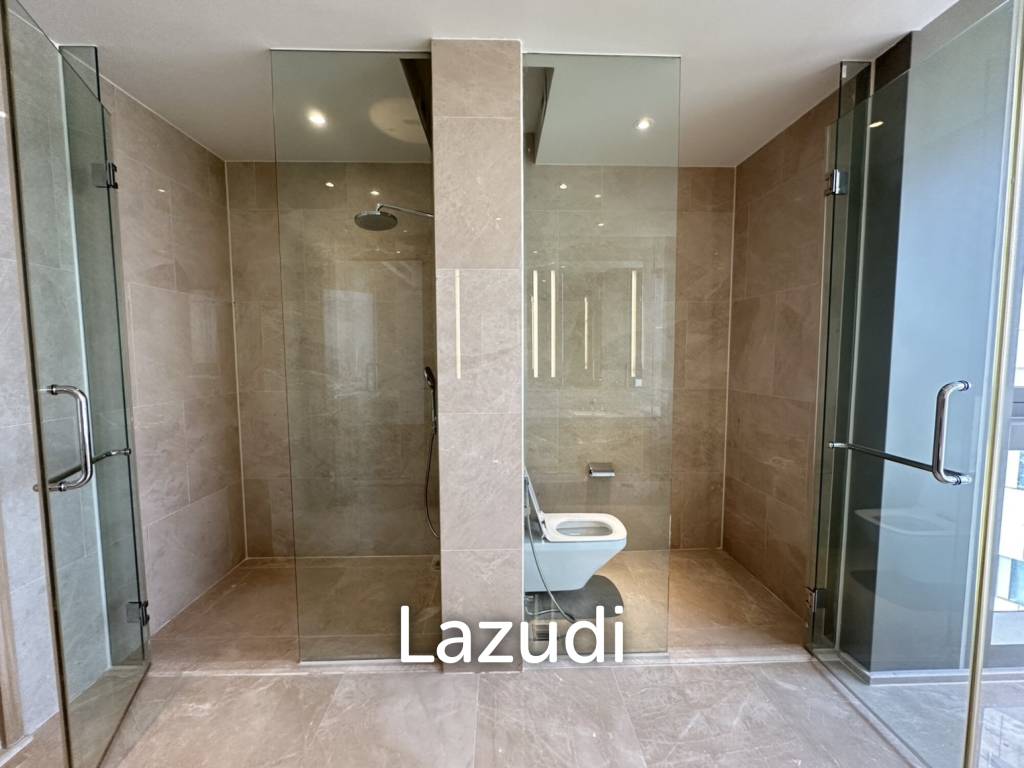 4 Bed 4 Bath 300 SQ.M . Magnolias Waterfront Residences