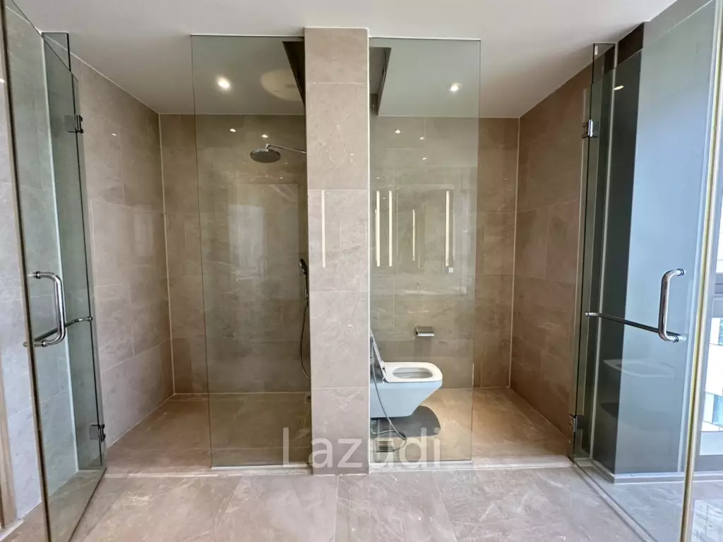 4 Bed 4 Bath 300 SQ.M . Magnolias Waterfront Residences