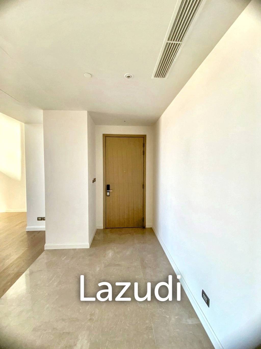 4 Bed 4 Bath 300 SQ.M . Magnolias Waterfront Residences