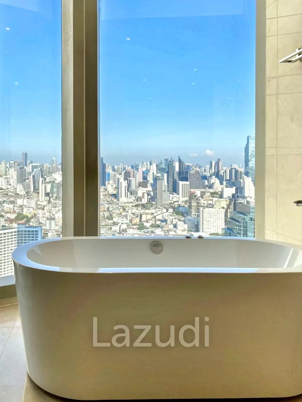 4 Bed 4 Bath 300 SQ.M . Magnolias Waterfront Residences