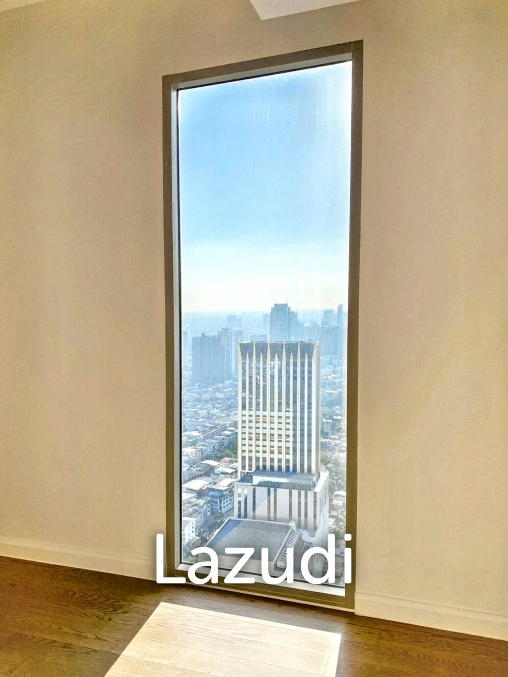4 Bed 4 Bath 300 SQ.M . Magnolias Waterfront Residences