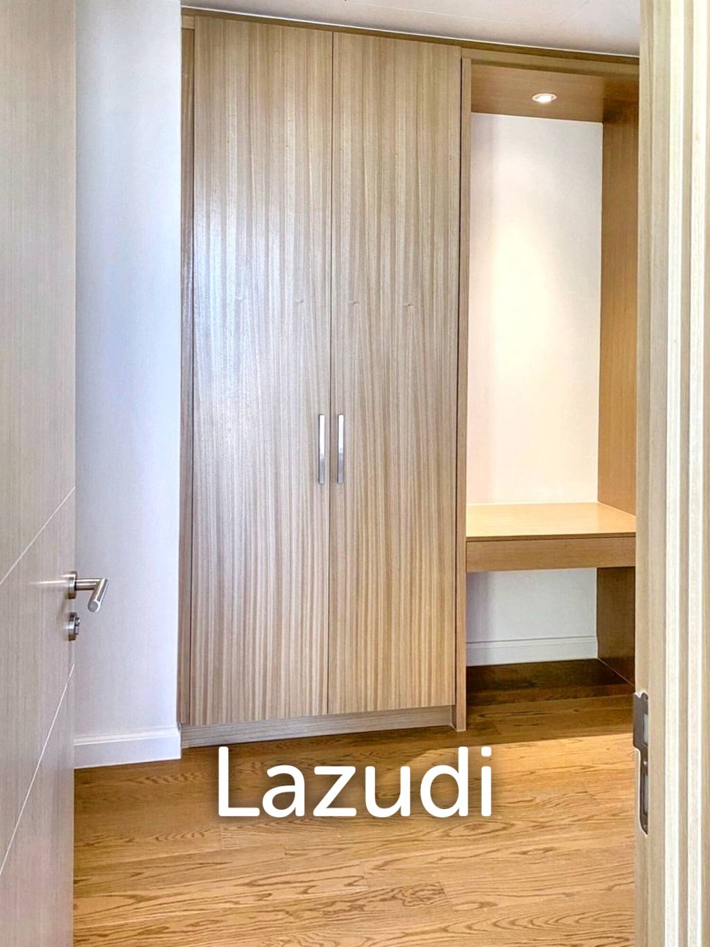 4 Bed 4 Bath 300 SQ.M . Magnolias Waterfront Residences