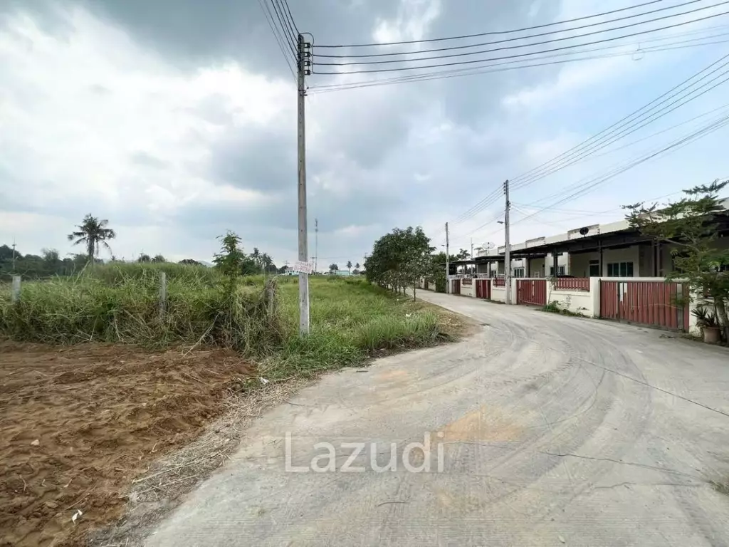 504 SQ.M. Land For Sale in Bang Saray