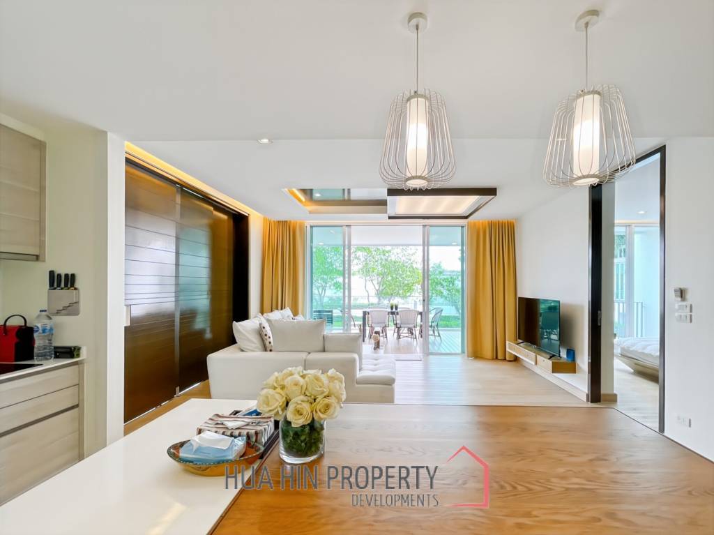 Ocas Condo: Luxury 2 Bedroom Beachfront Condo