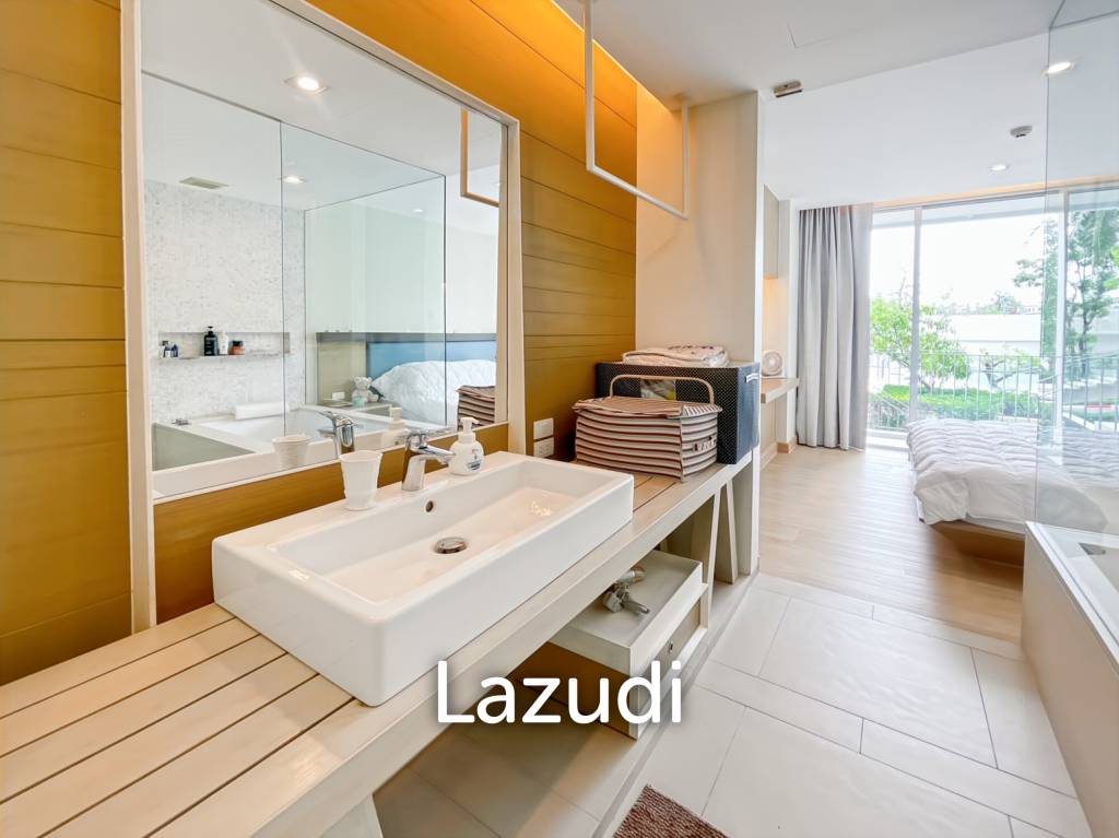 Ocas Condo: Luxury 2 Bedroom Beachfront Condo